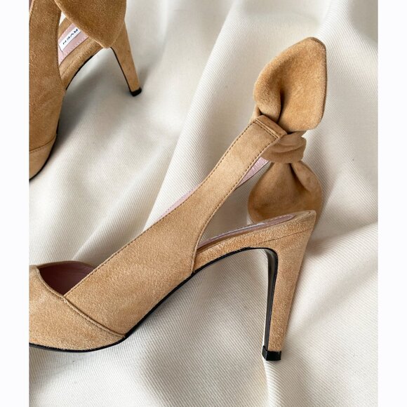 Carven Beige Suede Slingbacks with Bow Back, size 40. Fits like a 9.5 - Picture 9 of 14